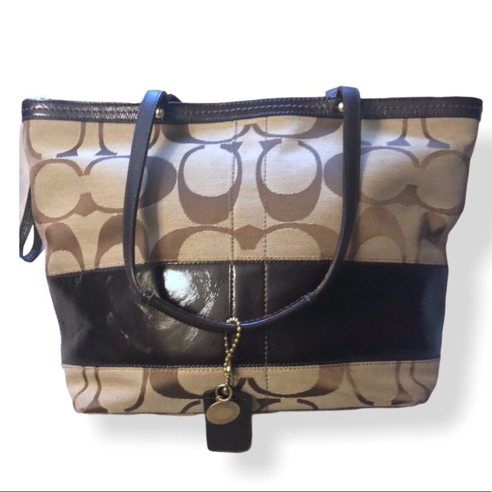 Coach Tan Handbag Tote Satchel Purse DO868-12429